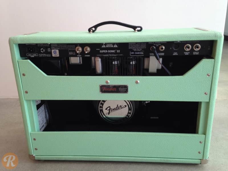 Fender Super-Sonic 22 FSR Limited Edition 2-Channel 22-Watt 1x12" Guitar Combo 2014 image 2