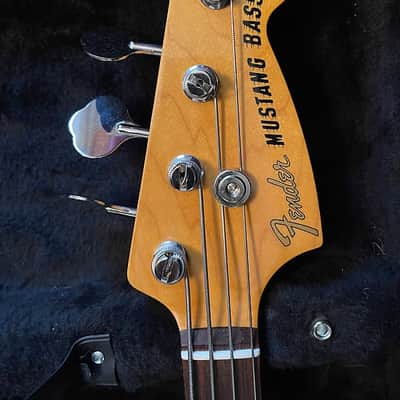 Fender Mustang Bass 2000's - Olyimpic White image 3