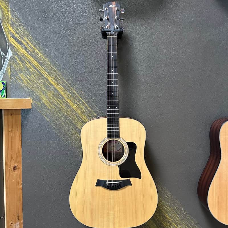 Taylor 110e 2003 - Present - Natural image 1