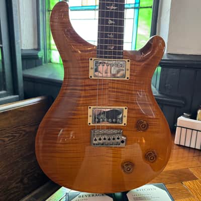 PRS Custom 22 10-Top Tremolo - 2001 - Violin Amber - Dragon II - East Indian Rosewood Fingerboard - Wide Fat Carve - NOS New Old Stock Like New Condition Massive Tight Flame OHSC image 13