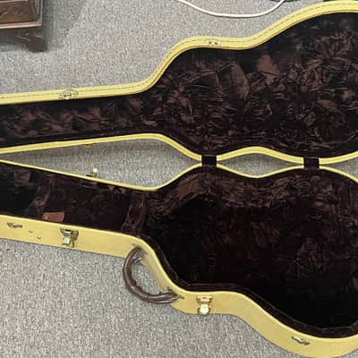 Huss and Dalton OM-Custom with Case image 4