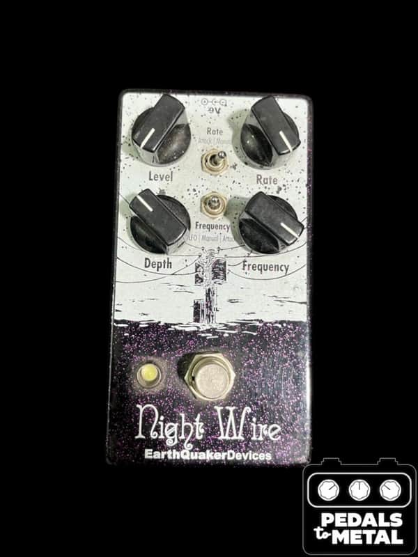 EarthQuaker Devices Night Wire Wide Range Harmonic Tremolo