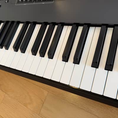 Yamaha Montage 8 Flagship Synthesizer - Black image 2