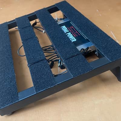 Pedaltrain Classic JR with soft case + Voodoo Lab Pedal Power 3 Plus UK image 3