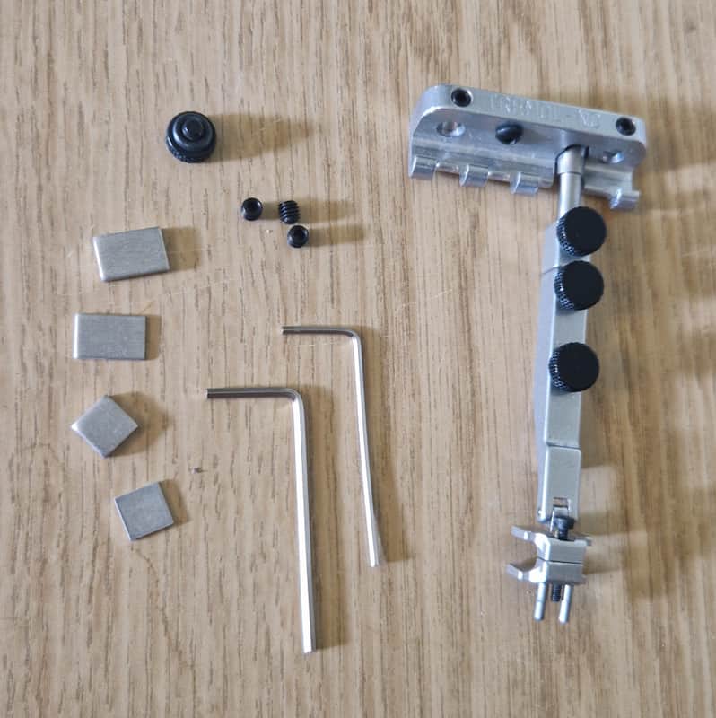 Tremol-No Tremolo Large Clamp image 1
