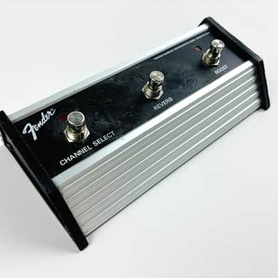 Fender 3-Button Footswitch – USA. Deluxe, Deluxe 90, Princeton 112. (Late ‘80s / Early ‘90s) image 1