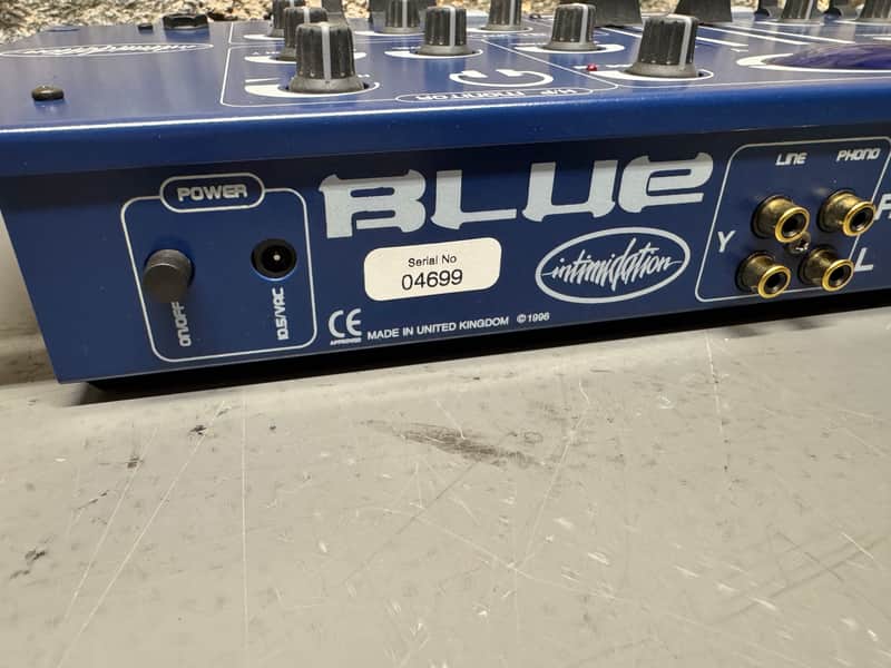 Intimidation Blue 1996 - Blue | Reverb