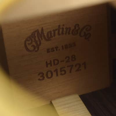 Martin HD-28 Natural image 10