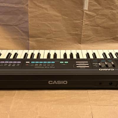 Casio Casiotone MT-110 1980s - Black 49key Keyboard compact synth piano Excellent Condition with Users Manual booklet image 10