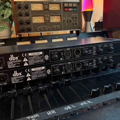PAIR DBX 160A Compressors (consecutive serials) imagen 2