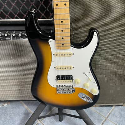 Used Fender JV Modified '50s Stratocaster HSS, Maple Fingerboard, 2-Color Sunburst image 2