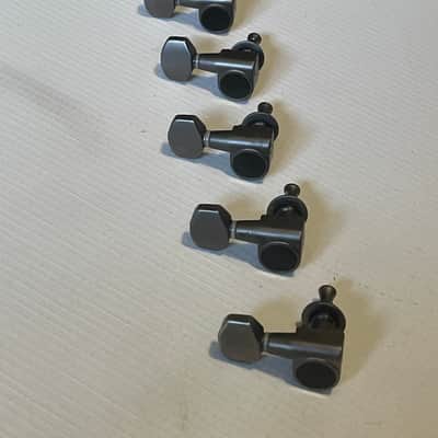 2000's Ibanez RG5EX1 Guitar Dual Pin Powder Cosmo Reverse Tuners Tuning Pegs 6 In Line image 3