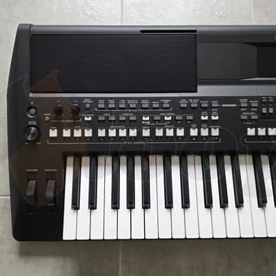 Yamaha PSR-SX600 arranger image 4