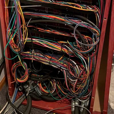 DAKING 1112 24 CH 8 BUS CONSOLE CLASS A DISCRETE 2000's image 5