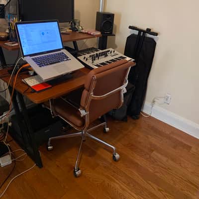 On-Stage WS7500 Workstation Desk - Rosewood image 5