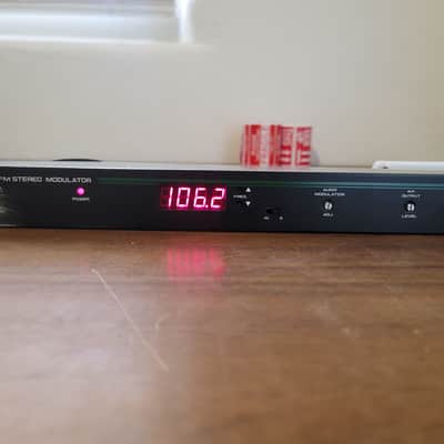 Pico Macom Agile FM Stereo Modulator Rack Mount 1U – Tested & Working image 3