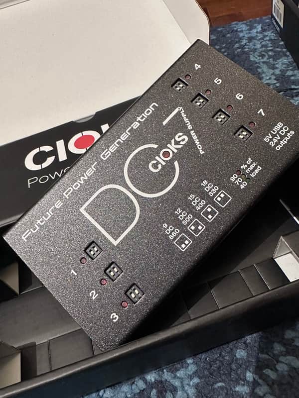 CIOKS DC7 Power Supply - Black image 1