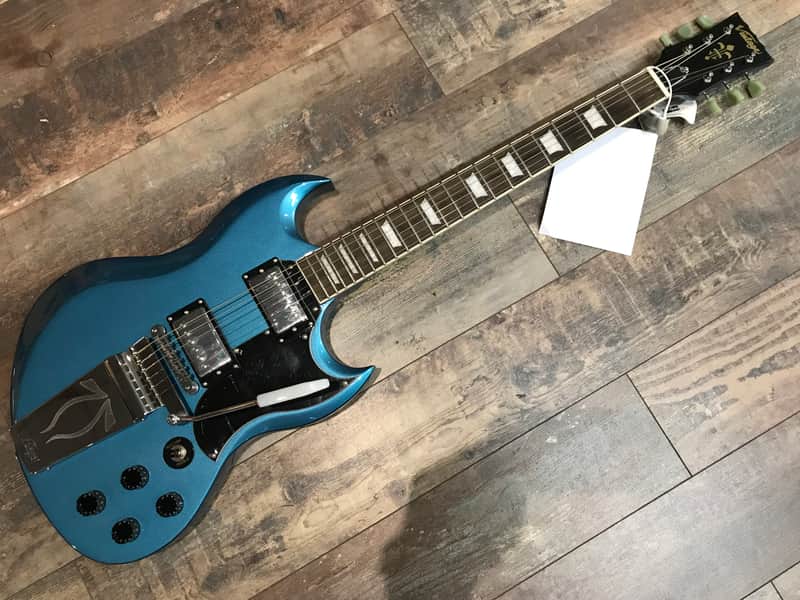 Vintage VS6 Reissue in Gun Hill Blue, Vibrola trem image 1