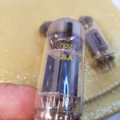 Raytheon ONE (1) 12BH7A tNOS AT1000 TESTED Vacuum Tube 12BH7 dual triode 1968-1976 image 1