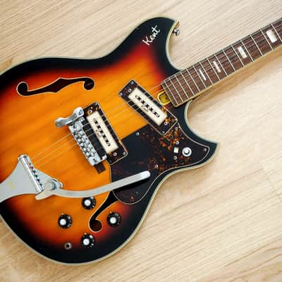 1960s Kent Model 820 Vintage Electric Guitar Japan Kawai Flame Maple 100% Stock image 1