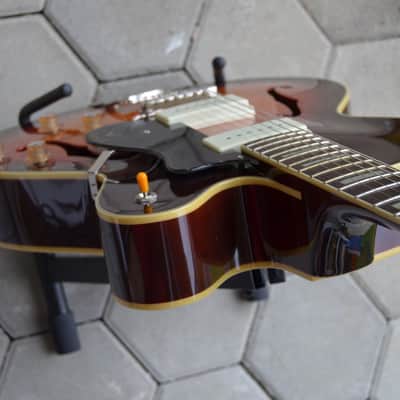 Guild X-175  Sunburst image 2