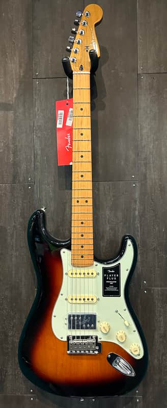 BRAND NEW 2023 Fender Player Plus Stratocaster HSS 3-Color Sunburst w/ Gig Bag