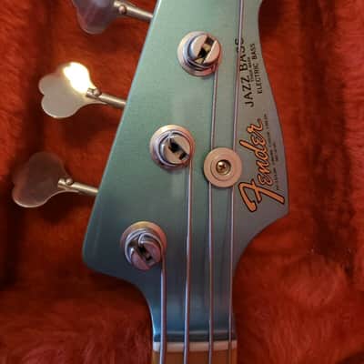 Fender Custom Shop '62 Jazz Bass Matching Headstock Light Lake Placid Blue image 3