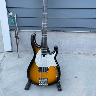 Warning --> Modulus Funk (Flea) 4 String Bass 2009 Sunburst in VG/Excellent condition w/ LANE POOR! image 2