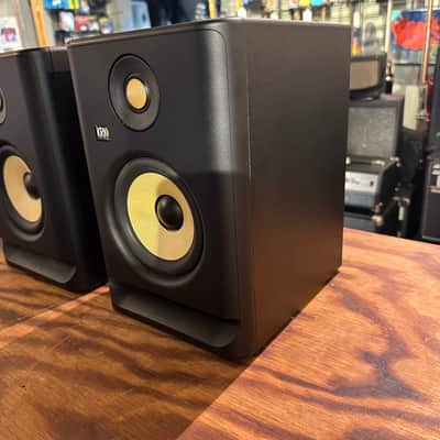 KRK RP-5 Rokit G4 2-Way 5" Active Studio Monitors (Pair) 2019 - 2021 - Black image 4