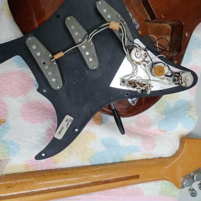 Fender Stratocaster Electric Guitar 1970s Vintage Model image 18