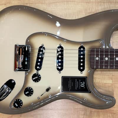 Fender Limited Edition 70th Anniversary Vintera II Antigua Stratocaster Electric Guitar 2024 - Antigua image 4