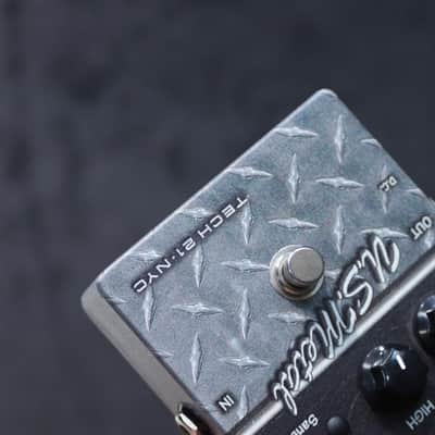 Tech 21 NYC SansAmp US Metal Character Series Distortion Preamp Effect Pedal image 8