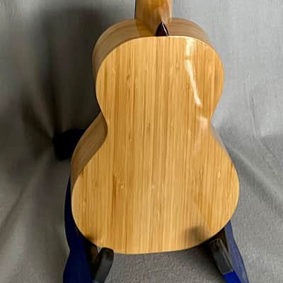 Pono ‘Ohe Concert Deluxe Ukulele 2011 - Gloss image 5