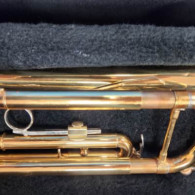 Yamaha YTR2335 Trumpet with Case image 2