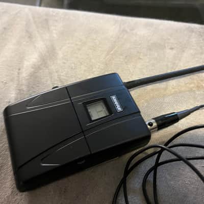 SHURE U1-UA WIRELESS TRANSMITTER w/ WL185 LAV MIC image 3