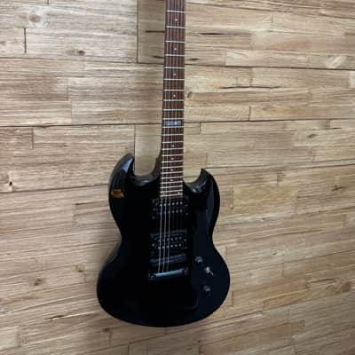 ESP LTD Viper-50 Electric Guitar -2004 - Gloss Black- 7lbs 8oz image 2