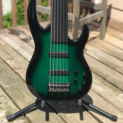 Calvin LB76 6 String Unlined Fretless Black & Green Burst image 1