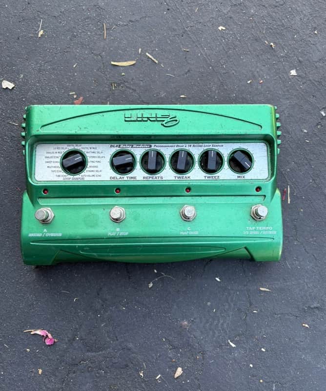 Line 6 DL4 Delay Modeler | Reverb