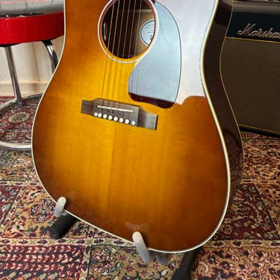 Gibson J-45 Standard 2025 - Honey Burst image 9
