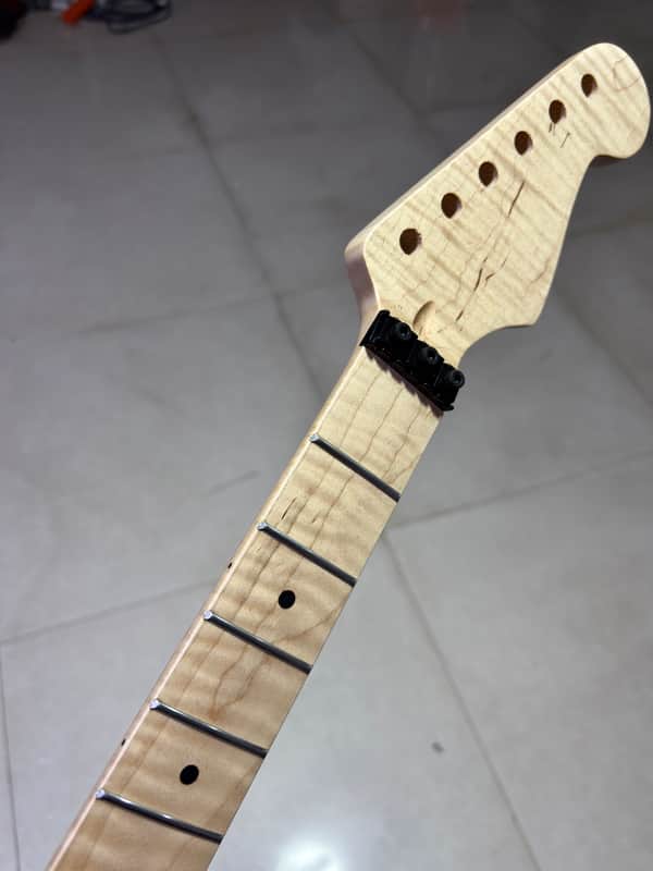 Stainless steel 22 frets 25.5inch Flame maple Electric guitar Neck Locking nut  parts hole:10mm image 1