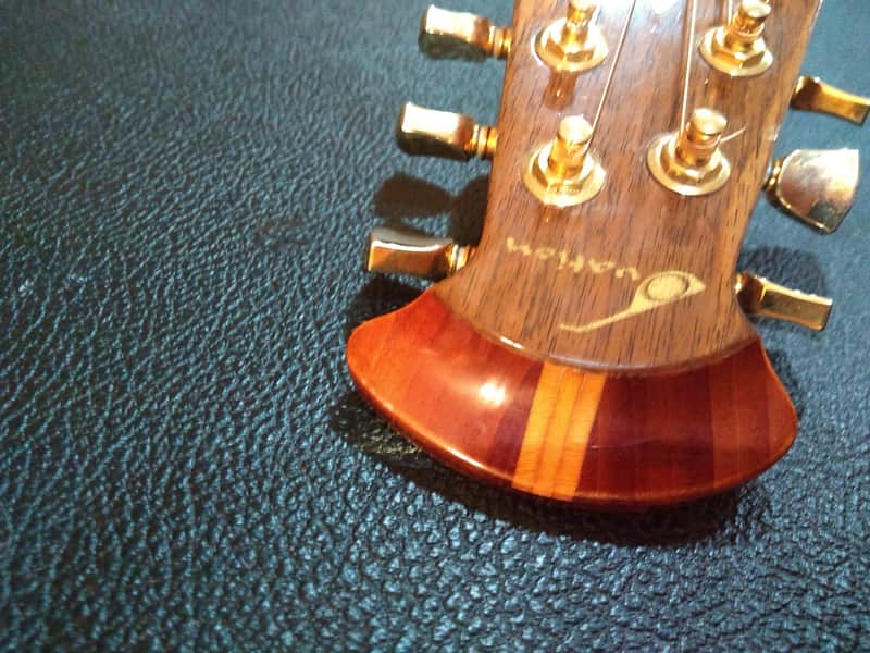 Vintage US made Ovation 1121-4 Balladeer Artist acoustic guitar