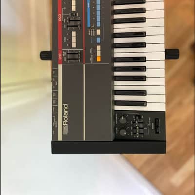 Roland Juno 106s 61-Key Programmable Polyphonic Synthesizer 1984 - 1991 - Black image 3