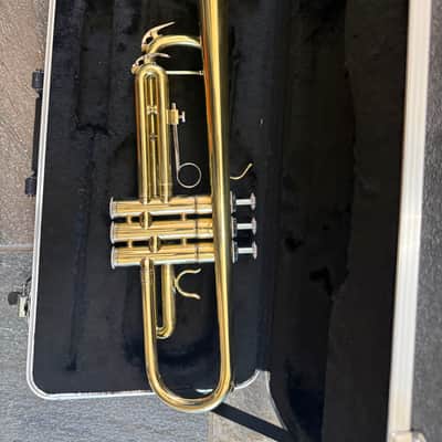 Palatino brand Trumpet with case and  mouthpiece image 6