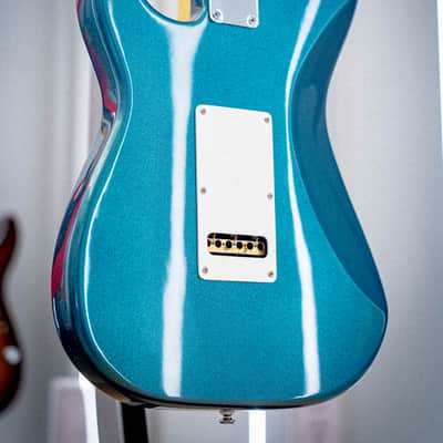 G&L Tribute Comanche Emerald Blue MP image 9