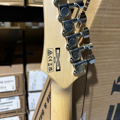 Ibanez Gio GRX70QA Electric Guitar - Sunburst image 6