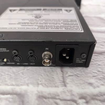 Audio Technica AEW-R4100 Wireless Mic Receiver image 8