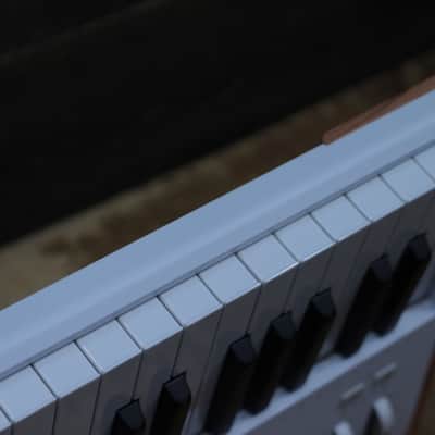Arturia AstroLab 61 Avant-Garde Stage Keyboard 61-Note Semi-Weighted Keyboard image 19