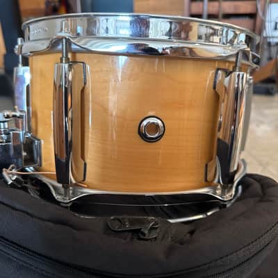Pearl M1060/C114 10x6" Maple Popcorn Snare Drum 2010s - Liquid Amber image 2