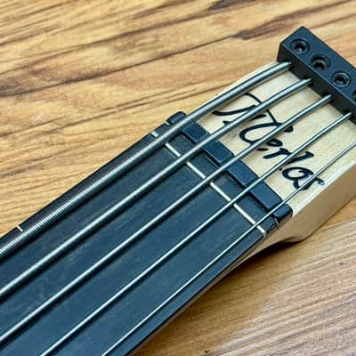 Merlos Trium 5 Headless Fretless image 10