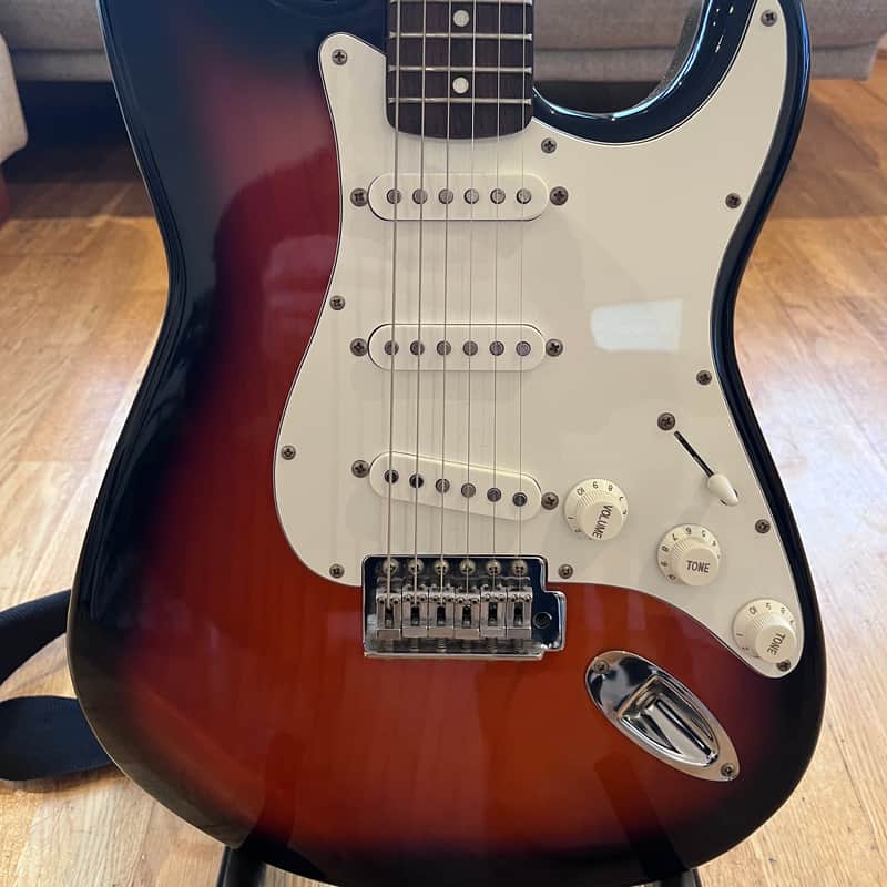 1989 – 2000 Squier Standard Stratocaster with Rosewood Fretboa…